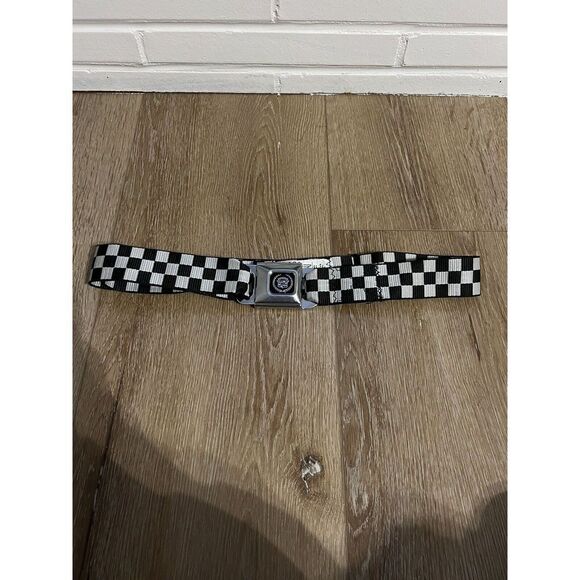 Buckle-Down Cadillac GM Official License Adjustable seat Belt checkered - Picture 1 of 4
